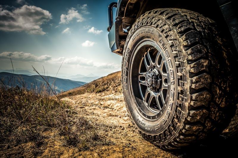 3 ESSENTIAL QUALITIES OF 4X4 TYRE DESIGN